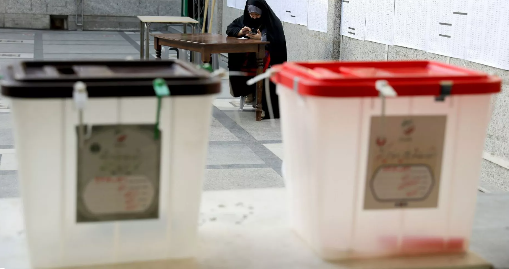 بیانیه ۱۶ تشکل سیاسی: مردم دیگر رای خود را به حراج نمی‌گذارند 