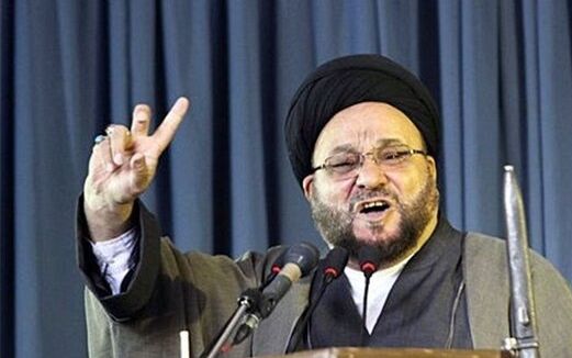 امام جمعه اصفهان: بسیاری از مشکلات از طریق دعا حل شدنی است