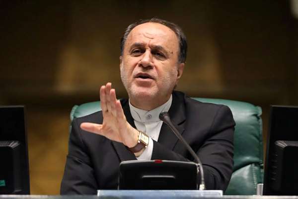 نائب رئيس البرلمان الإيراني: حرب إيران مع الولايات المتحدة لم تتوقف ولو لدقيقة واحدة