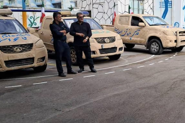 صور من طهران: مركبات عسكرية وأسلحة في مراسم مدرسية مع بدء العام الجديد