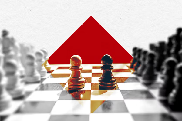 طهران وواشنطن على حافة الانفجار.. 10 إشارات تقرع طبول الحرب