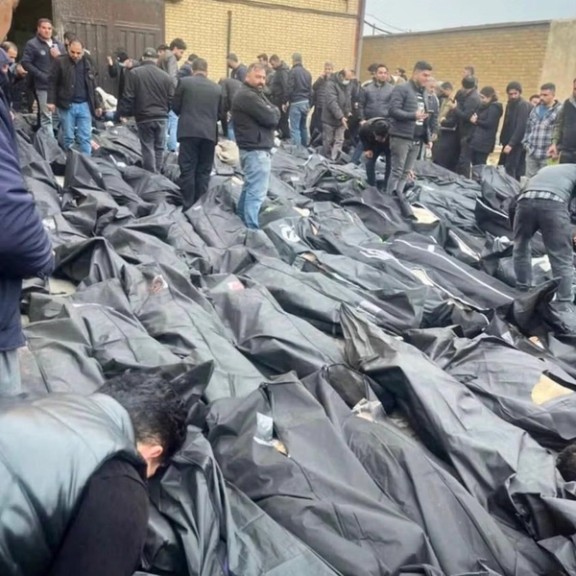 Bodies of victims on the grounds of Kahrizak Medical Examiners facility