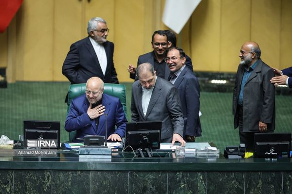 Majles Speaker's Election Highlights Influence of 'Independents'