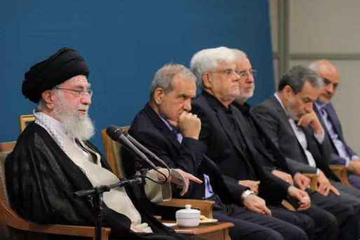 Iran's diplomatic feints come up short as economy flashes red