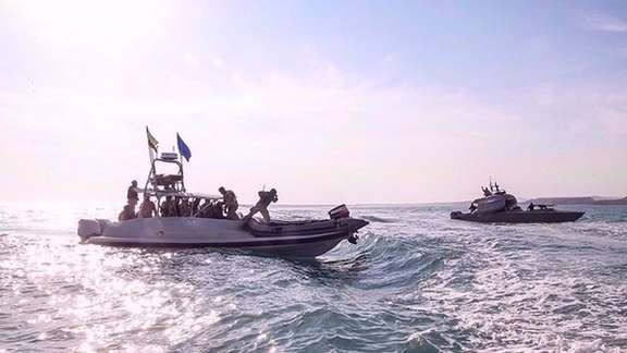 IRGC forces during war games in southern Iran, on December 21, 2021