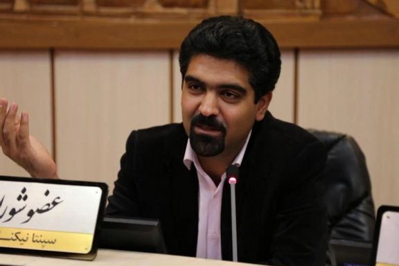 سپنتا نیکنام: به عنوان یک زرتشتی، به خاطر عدم التزام به اسلام رد صلاحیت شدهام