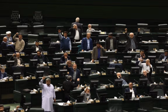 Iran MPs urge opposition to Abraham Accords