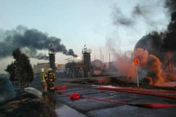 الإهمال والتقصير مستمران.. مقتل 3 أشخاص وإصابة 13 بالتسمم إثر تسرب للغاز السام في إيران