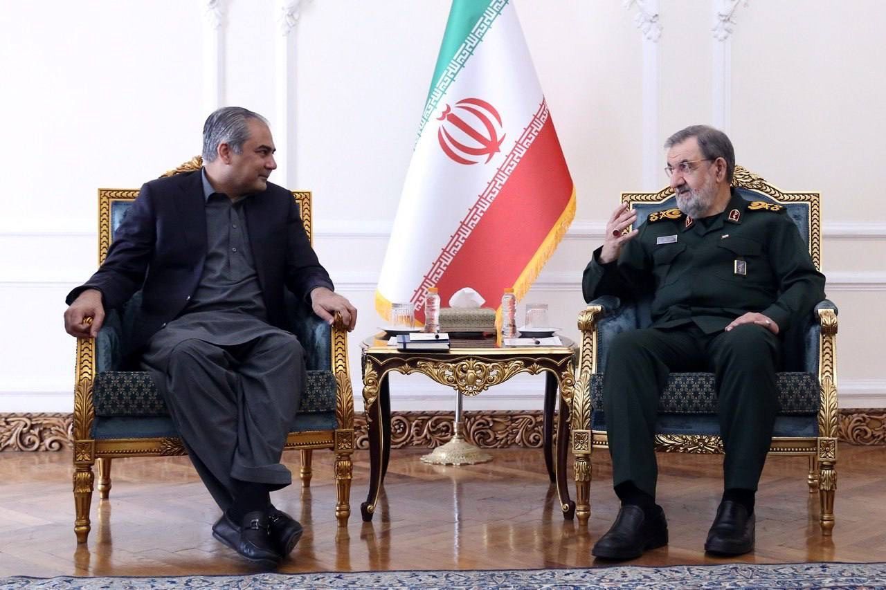 Pakistan pushes new talks as Iran, US clash over Hormuz