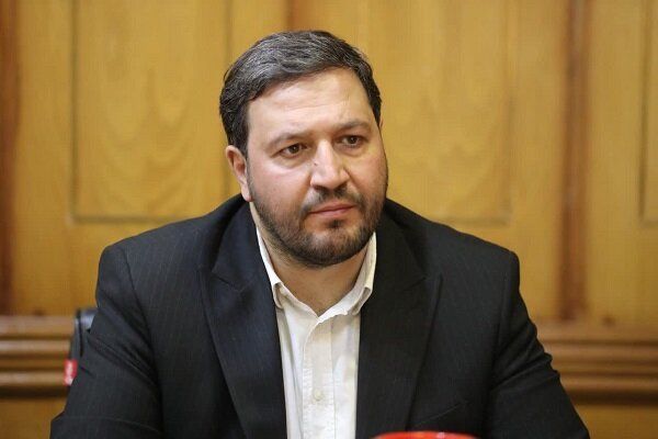 رشیدی، نماینده کرمانشاه: نه تنگه هرمز باز می‌شود و نه اورانیومی از ایران خارج خواهد شد