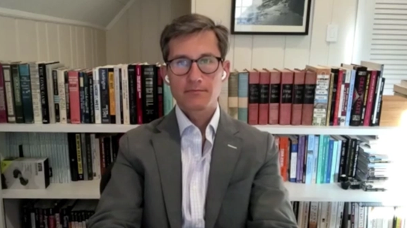 نائب مدير معهد الأمن القومي اليهودي الأميركي يطالب بتدمير المنشآت النووية الإيرانية