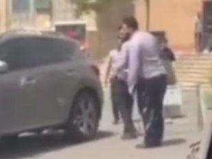 حمله حراست واحد تهران مرکز دانشگاه آزاد به خودروی یک دانشجو برای حجاب