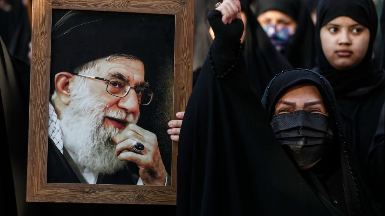 دادستانی: کیفرخواست پرونده کشته شدن علی خامنه‌ای و ۴ عضو خانواده‌اش به دادگاه ارسال شد