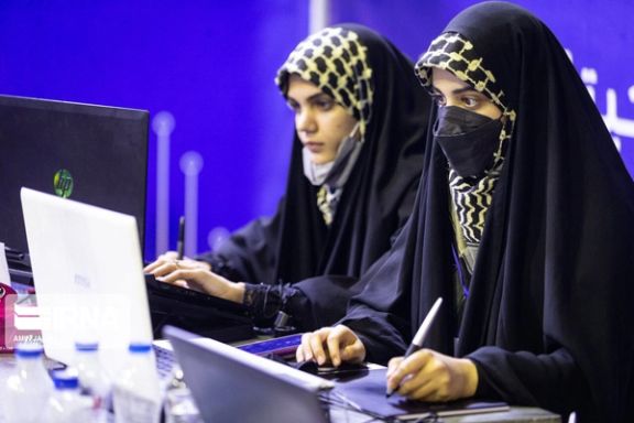 معاون رئیسی: دولت ۵۰۰ هزار نیروی ماهر برای فضای مجازی تربیت میکند