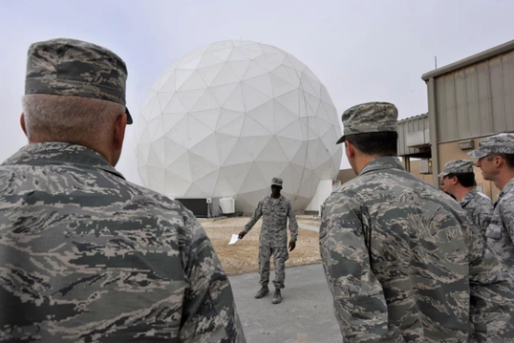 سخنگوی پنتاگون به ایراناینترنشنال: حمله موشکی ایران به پایگاه العدید خسارت جدی وارد نکرد