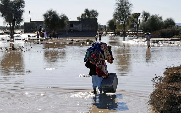 جادههای بسته سیستان و بلوچستان و رها شدن سیلزدگان