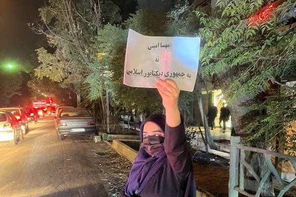 IRGC Top Brass Claims Early Victory In Iran Protests