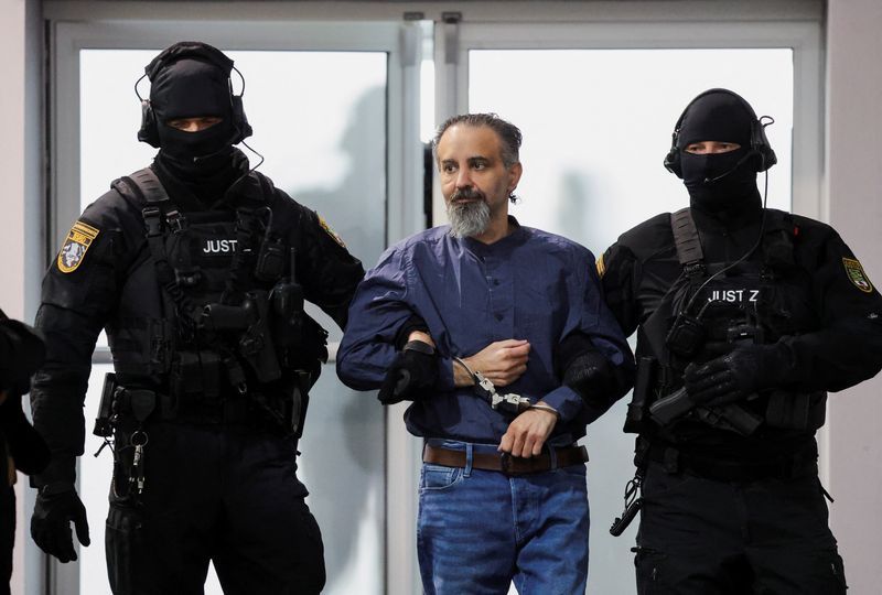 پزشک سعودی به‌دلیل حمله مرگبار با خودرو به یک بازار کریسمس در آلمان به حبس ابد محکوم شد