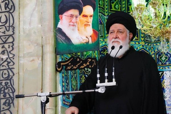 Clerics In Iran Ignore Economic Hardship, Scandals In Sermons