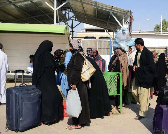 وزارت کشور: ورود اتباع هند و پاکستان به ایران ممنوع شد