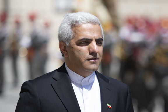 النمسا تستدعي السفير الإيراني بعد نشره صورة لعلم حزب الله في "إكس"