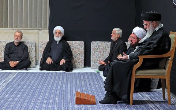 محقق سابق وزارت اطلاعات: مقامهای ایران شبیه چریکهای مخفی هر شب خانه امن عوض میکنند