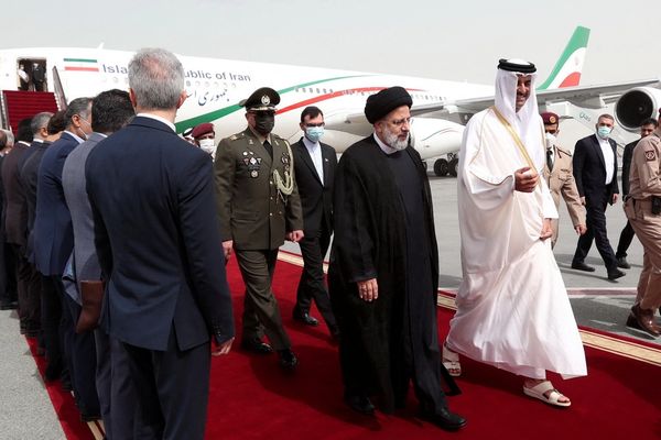 Qatar, Iran Sign Cooperation Deals During Raisi Visit