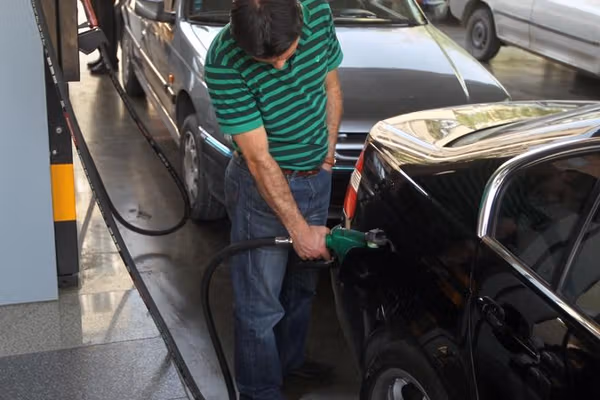 بنزین خودروهای خارجی ۵ هزار تومانی شد