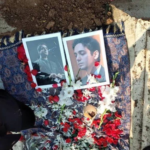 پیکر کیانوش سنجری در قطعه ۲۵۰ بهشت زهرای تهران به خاک سپرده شد