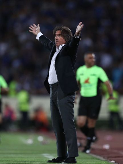 نامه باشگاه استقلال به فدراسیون فوتبال برای تعلیق محرومیت ساپینتو