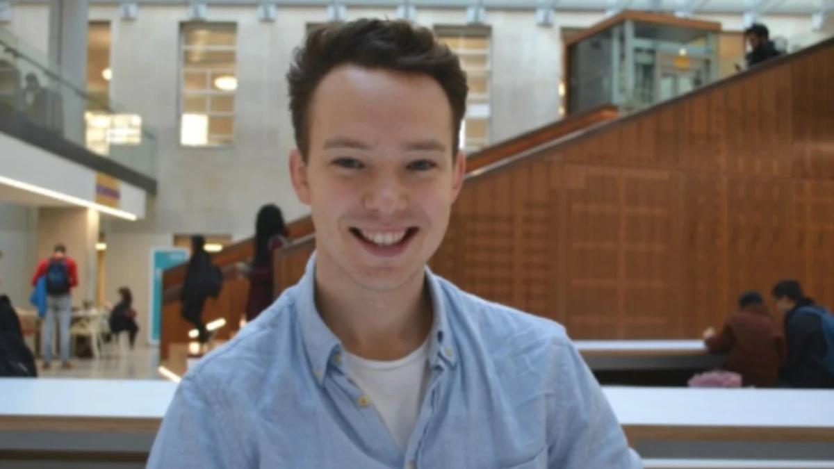 سويدي أفرجت عنه طهران: كنت ضحية سياسة "احتجاز الرهائن" الإيرانية