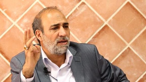 لطفالله فروزنده، رئیس ستاد زاکانی از فرماندهان سابق سپاه و اعضای موسس جمعیتی است که به همراه سایر فرماندهان سابق سپاه، در به قدرت رساندن احمدی نژاد نقش کلیدی داشتند