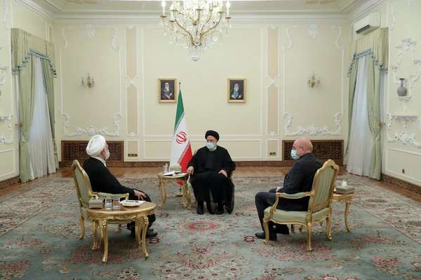 Heads Of Iran’s Government Branches Meet Over Large Corruption Case