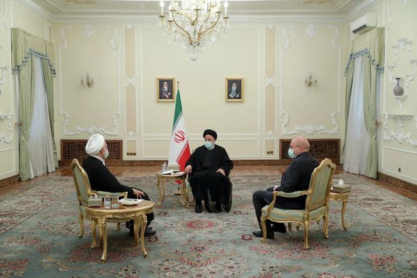 Heads Of Iran’s Government Branches Meet Over Large Corruption Case