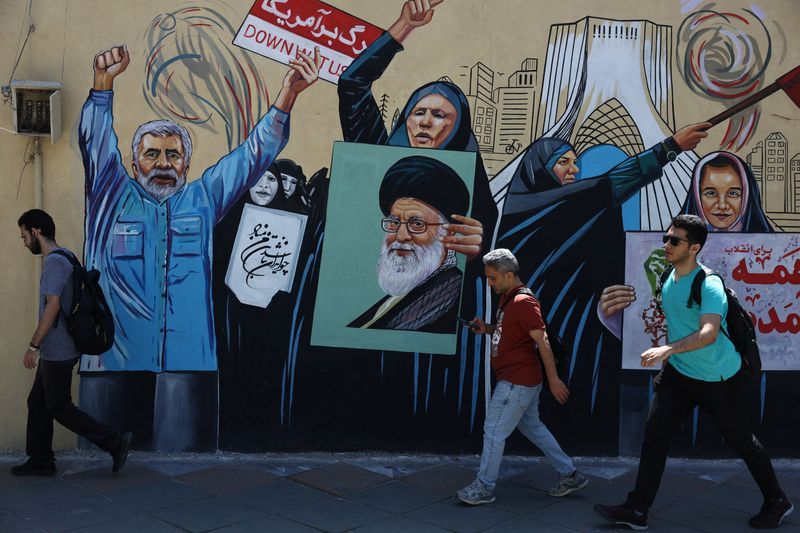 روزنامه‌نگار بریتانیایی: جنگ، ایران را به «زمستانی عمیق» برده است