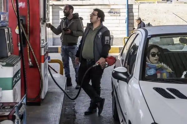 Fuel price hike squeezes household budgets amid plunging rial, Iranians say