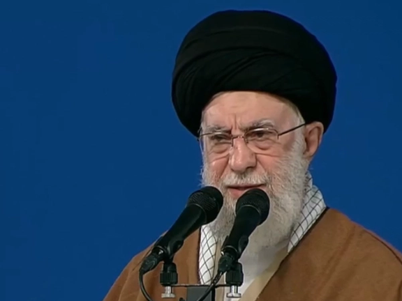 علی خامنهای: شروعکننده درگیری نظامی نیستیم اما سیلی سختی به دشمن میزنیم