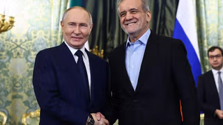 Russia gains from Iran war but risks more if it drags on