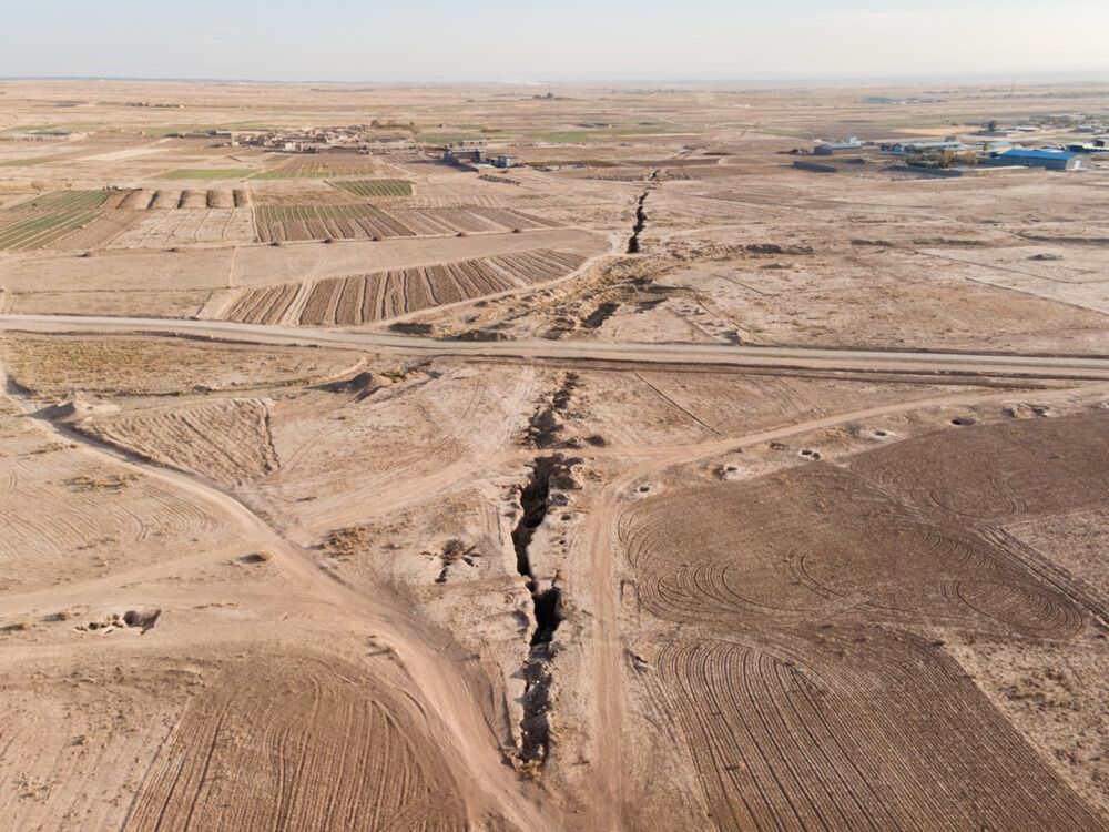 رییس سازمان نقشه‌برداری: به غیر از گیلان، همه استان‌ها با معضل فرونشست زمین مواجهند