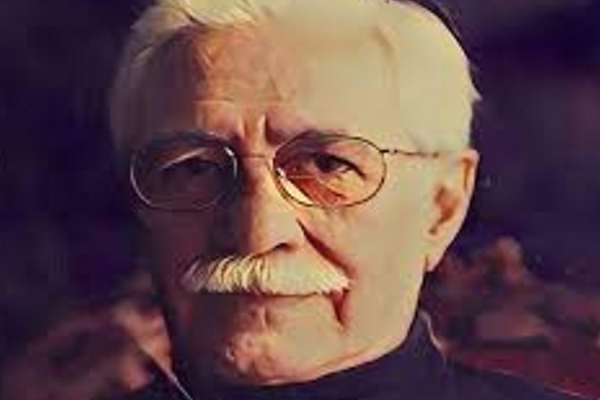 Creator Of Iran's 'Uncle Napoleon' Passes Away In California Exile
