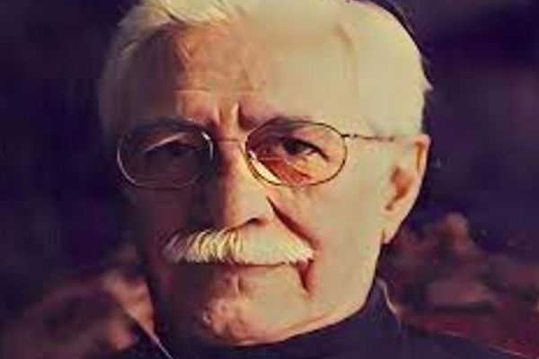 Creator Of Iran's 'Uncle Napoleon' Passes Away In California Exile