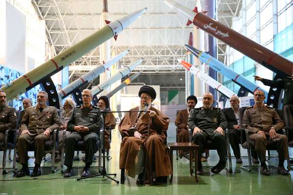 خامنهای، تغییرناپذیر تا مرگ