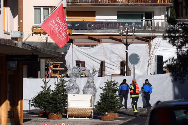 انفجار و آتشسوزی در یک منطقه تفریحی در سوئیس حدود ۴۰ کشته بر جا گذاشت