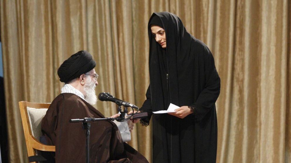 Iranian Wushu champion Maryam Hashemi giving her medal to Supreme Leader Ali Khamenei 