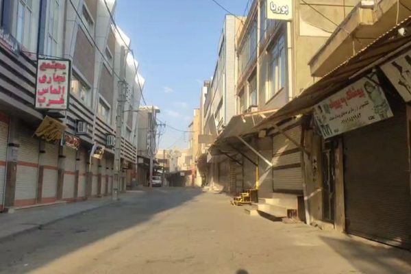 إضراب باعة الأسواق وإغلاق متاجرهم دعمًا لدعوات الاحتجاج في إيران