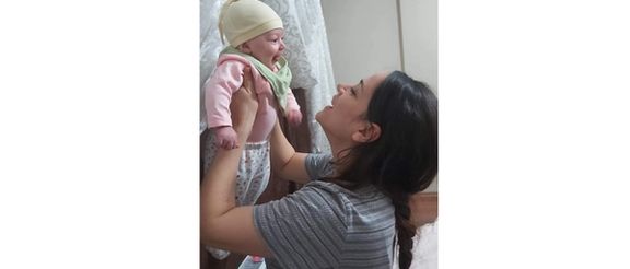 نازنین فتی و دخترش دلسا