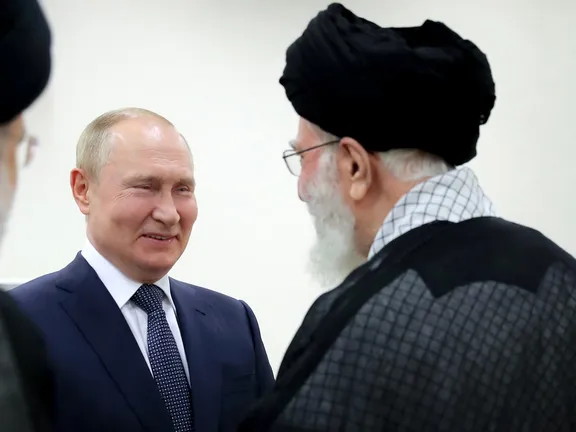 تصویری از آخرین سفر پوتین به تهران و دیدار با علی خامنهای - ۲۸ تیر ۱۴۰۱