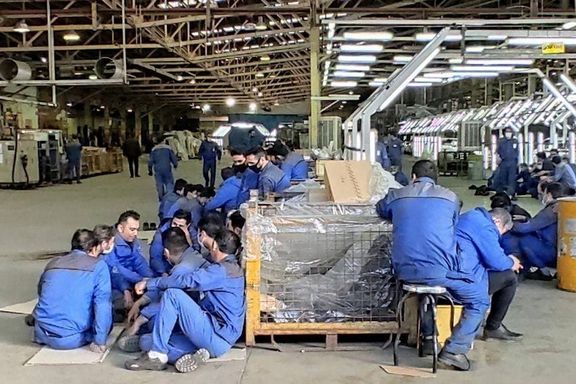 کانون انجمنهای کارگری: کارگران شهروندی درجه دو در خارج را به ماندن در ایران ترجیح میدهند