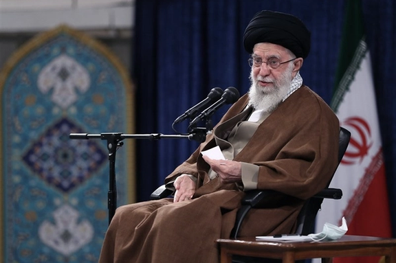 خامنهای خیزش انقلابی را «سر انگشت نقشه بزرگ دشمن» و معترضان را «جاهل و مزدور» خواند
