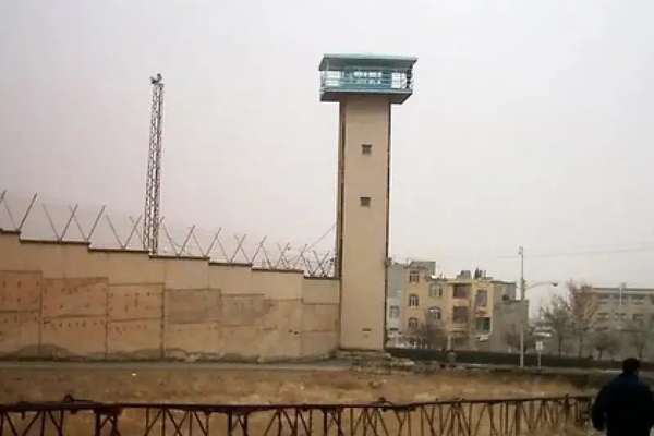 Four Iranian Prisoners Die Under Mysterious Circumstances